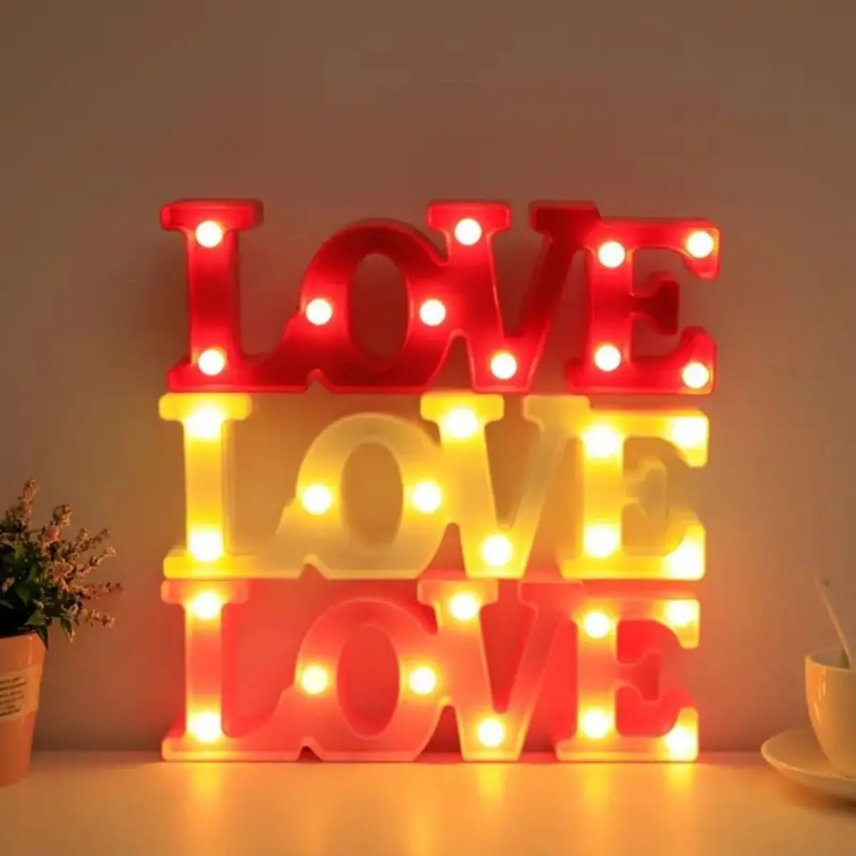 1pc LED Decorative Letter LOVE Wedding Birthday Decoration Light, Valentine\'s Day Festival Decoration Modeling Lamp