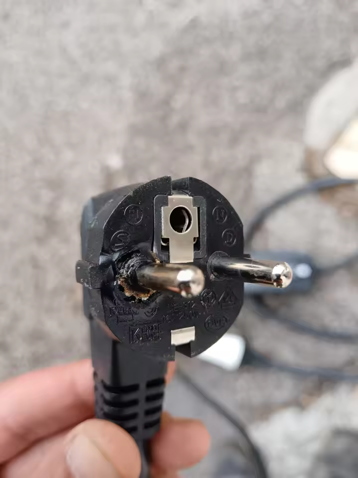 A7b90c6f657ae4d5a93891239b864dc20L.jpg_9