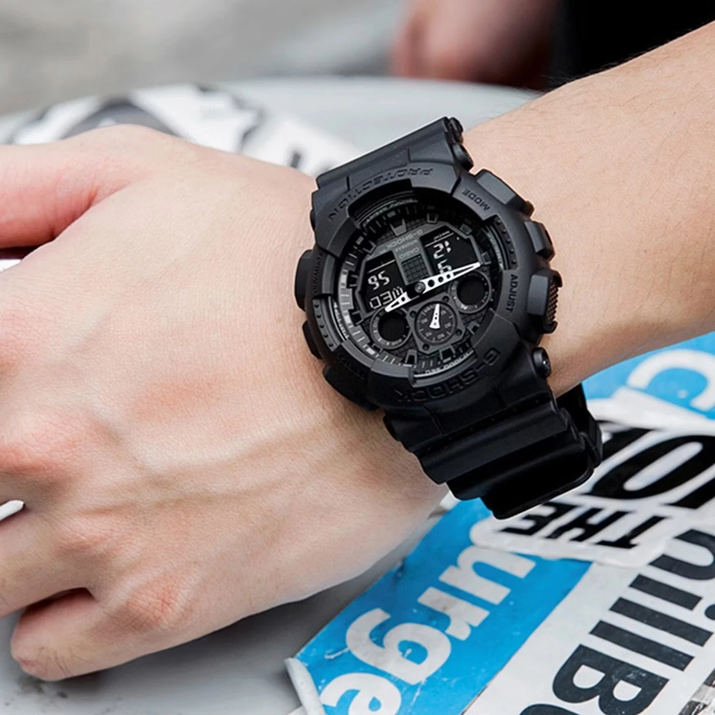 Reloj CASIO GA-100 Analógico-Digital, Resistente al Agua 200M, Resistente a Impactos y Antimagnético, Retroiluminación LED, Multifuncional