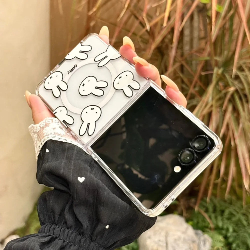 Urocze etui magnetyczne z motywem królika Miffy do Samsung Galaxy Z Flip8, Z Flip7, Z Flip6 z podstawką Magsafe, uroczy zestaw odporny na upadki. — zdjęcie produktu 4