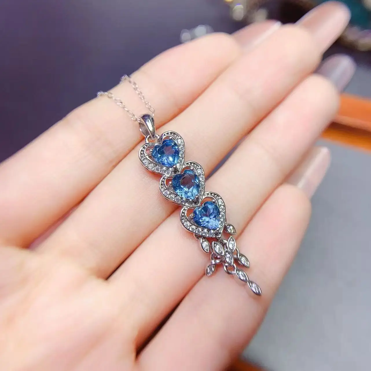 KJJEAXCMY Boutique Jewelry 925 Pure Silver Inlaid with Natural Impurities Free Blue Topaz Gem Women's Pendant Gift for Girlfrien