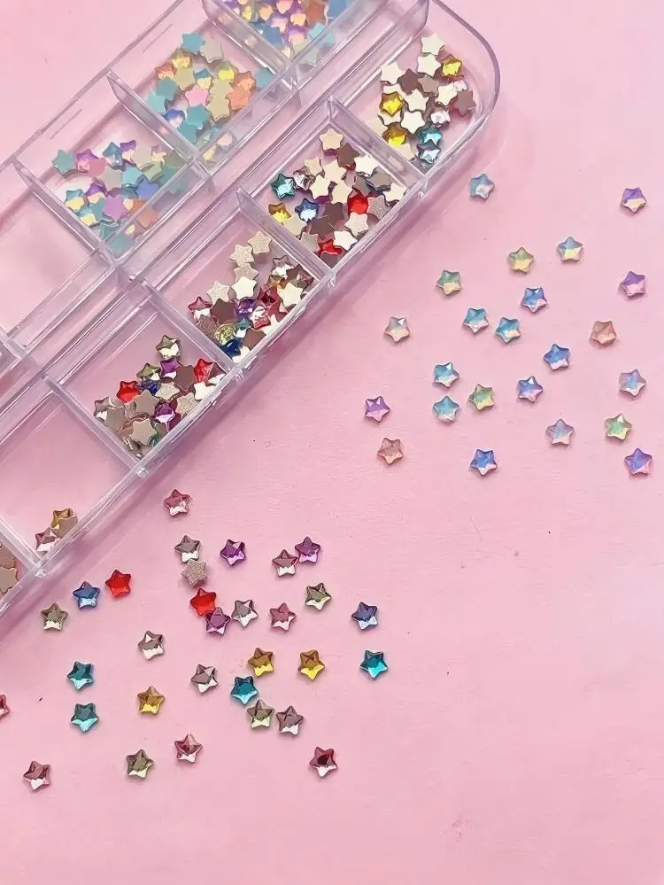 12 Stück Sommer-Karo-Nagelaufkleber Y2K Mocha Seestern- & Sternmuster mit Strasssteinen, DIY Nagelkunst für Alltag & Date – Detail 5