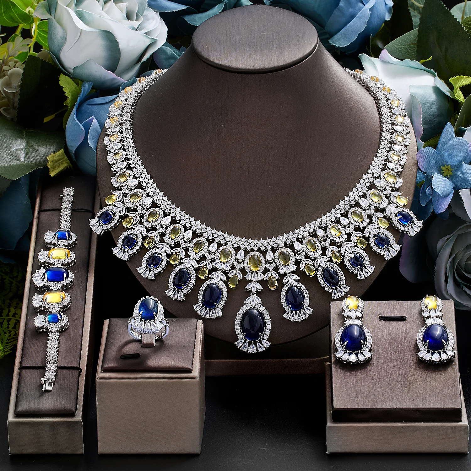 

2024 New Luxury 4-piece Women's Wedding Jewelry Set Crystal Necklace Set Nigeria Dubai Jewelry Set