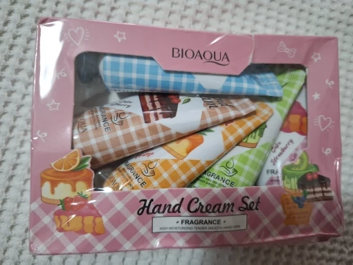 Christmas gift 5/box hand cream set,Fragrance hand cream,cream texture,hand cream travel pack,durable moisturizer gift for women photo review