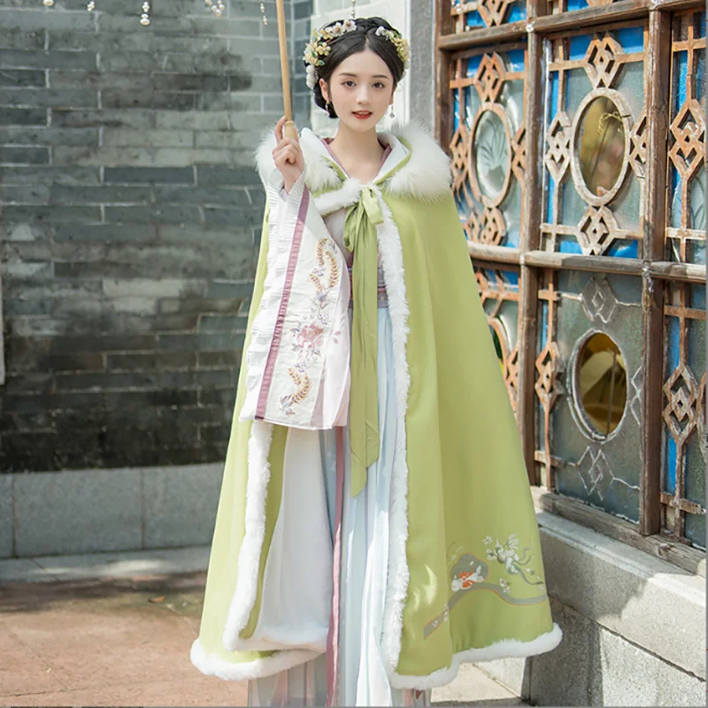 Capa Hanfu gruesa y cálida para mujer, capa verde con bordado tradicional chino, disfraz de Cosplay, capa de Navidad para niña