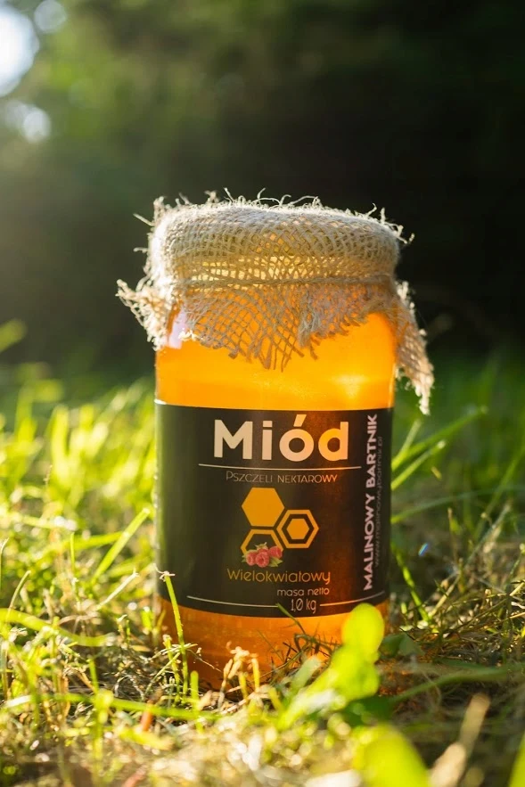 عسل متعدد الزهور 1 كيلو - حصاد طازج من يونيو وجوليو 2025