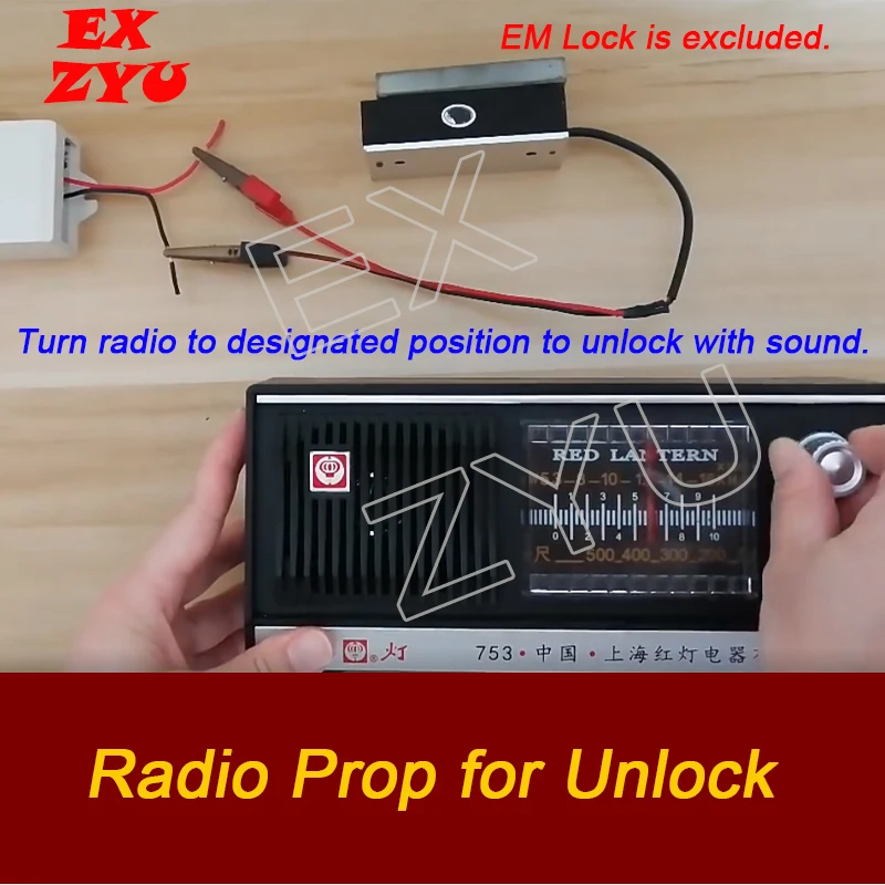 

escape room game Radio Prop for Unlock real life tunes the radio to the corresponding FM frequency band chamber room EXZYU