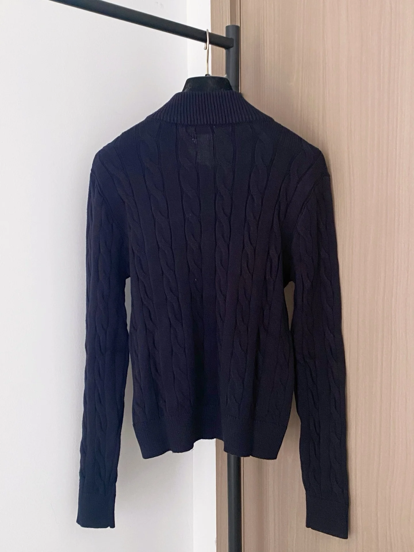 

2025 Autumn/Winter New Design Women's Knitted Cardigan