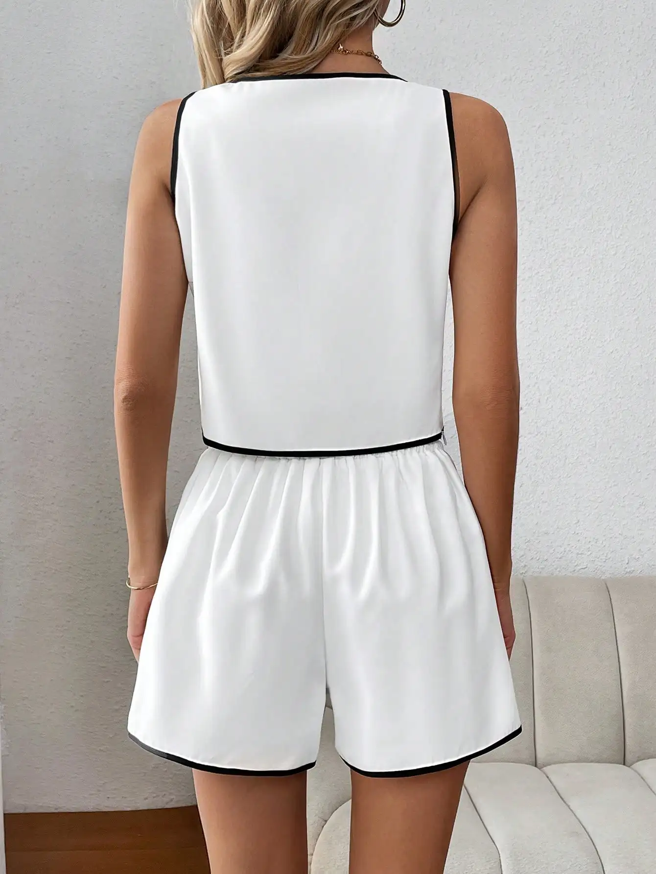 Summer cross-border Europe and the United States outdoor sports sleeveless vest matching color shorts two-piece set