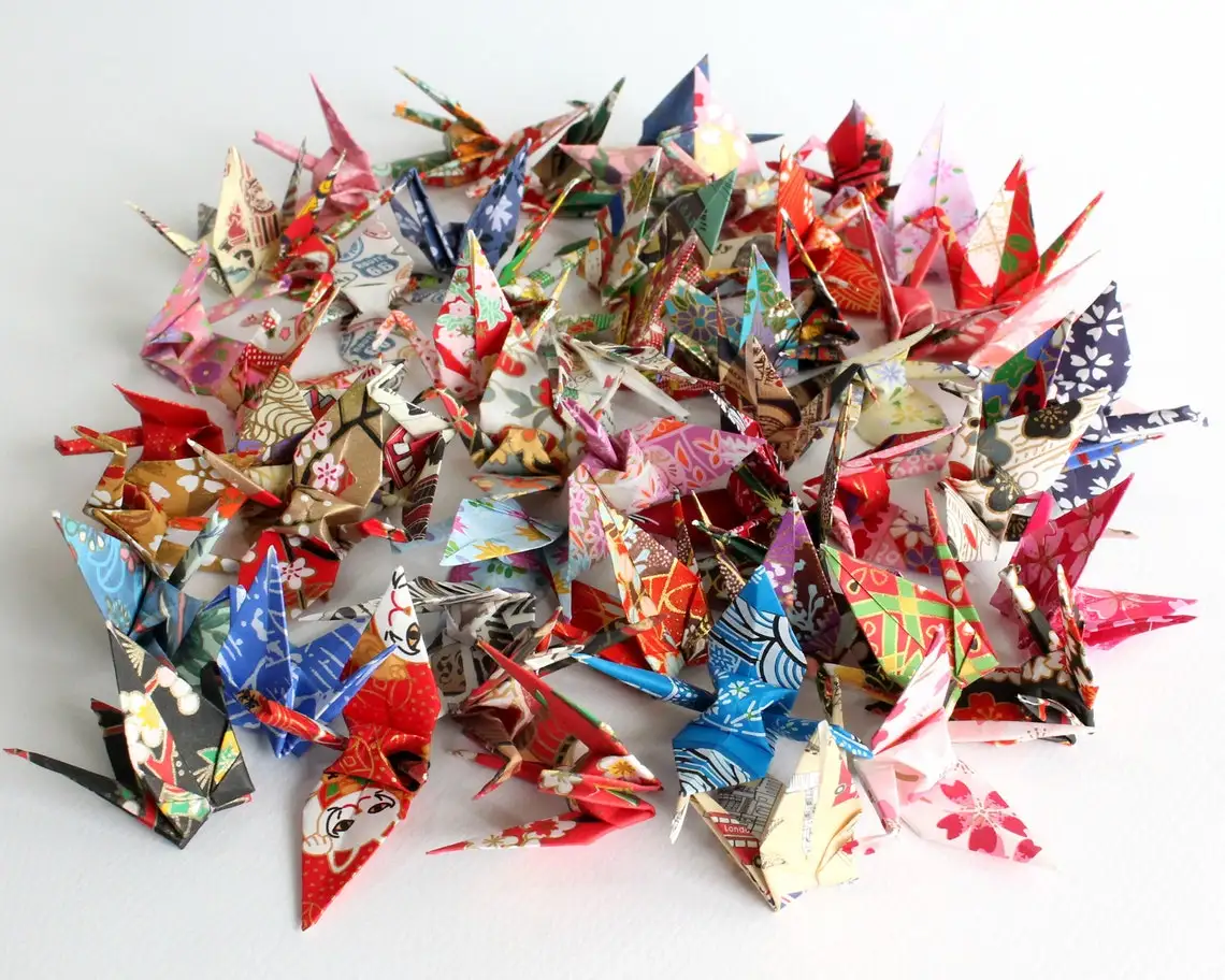 50PCS or 100PCS Wholesale Folded Origami Washi Paper Cranes Premade Bird DIY Handmade Mother\'s Day Home Party Decorations