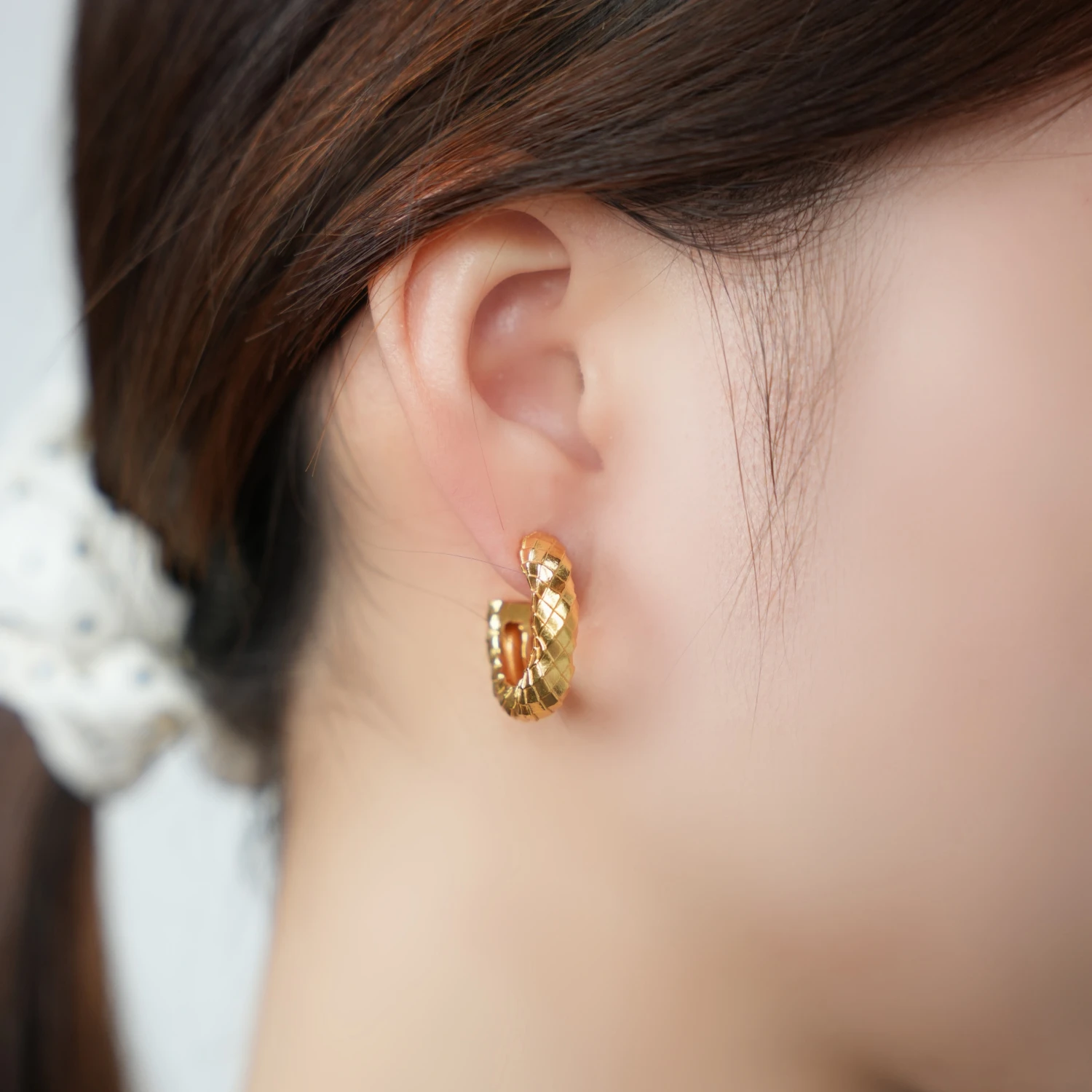 YAJUNIEL 24K Real Gold Plated Textured Weave Hoop Earrings for Women Hypoallergenic Chunky Brass Statement Jewelry Gifts