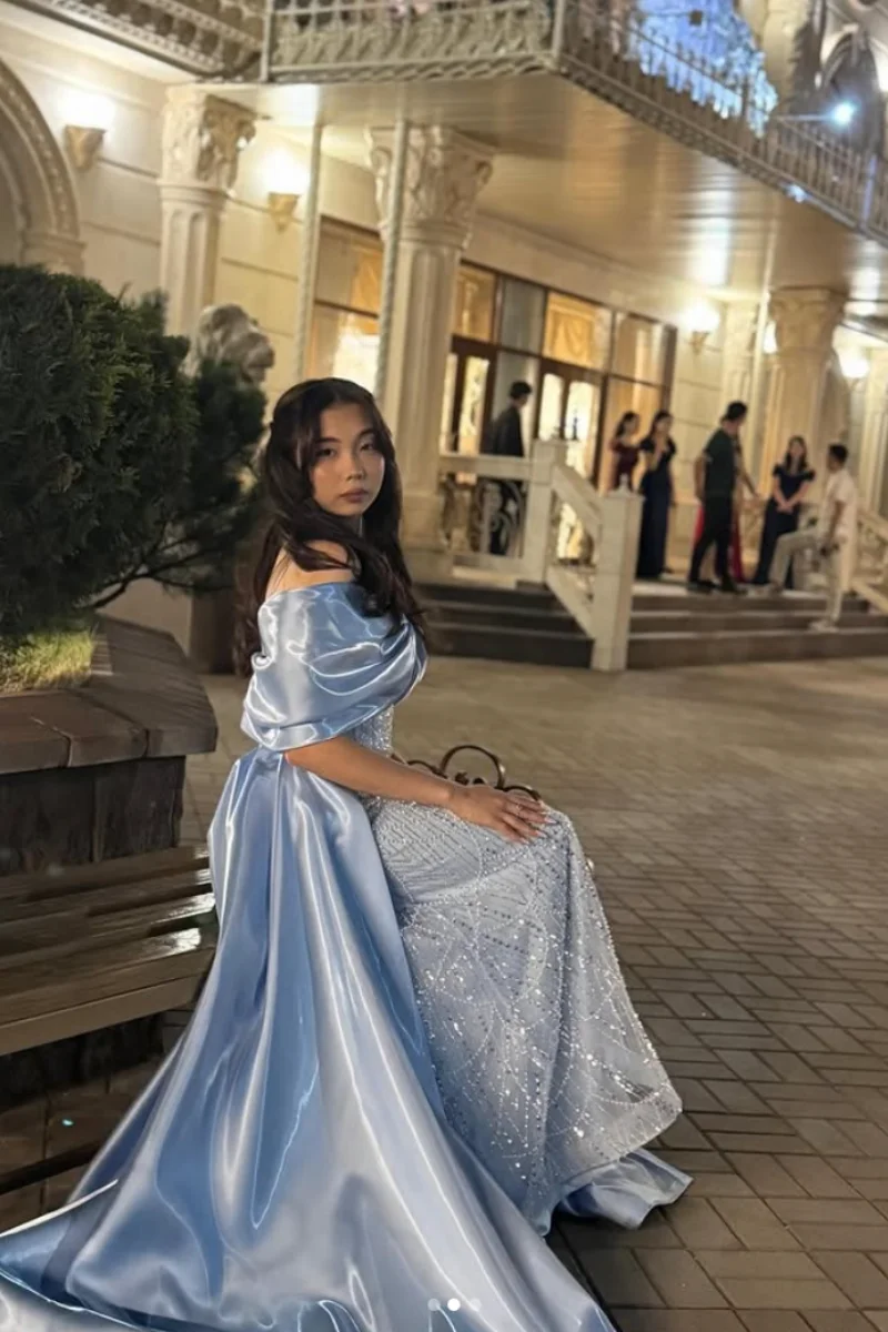 Jessica tule frisado vestidos de noite de luxo azul cetim vestidos de baile senhoras elegantes فسات -.maverapersonalizado
