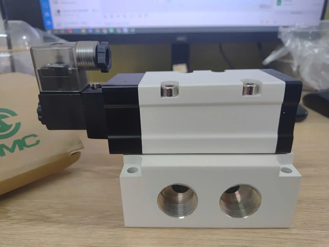 Solenoid Valve PS340S-CDZ & PS120S-ADZ – Pneumatic Directional Control Valve – Brand New 100%