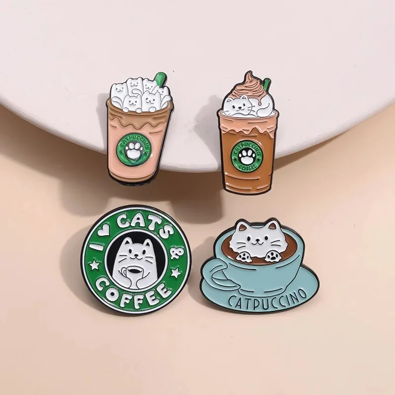 Épingle en émail chat sur tasse à café crème glacée, broche drôle, insigne de dessins animés pour sacs, jeans, sweats à capuche, épinglette en denim, bijoux pour enfants, meilleur cadeau