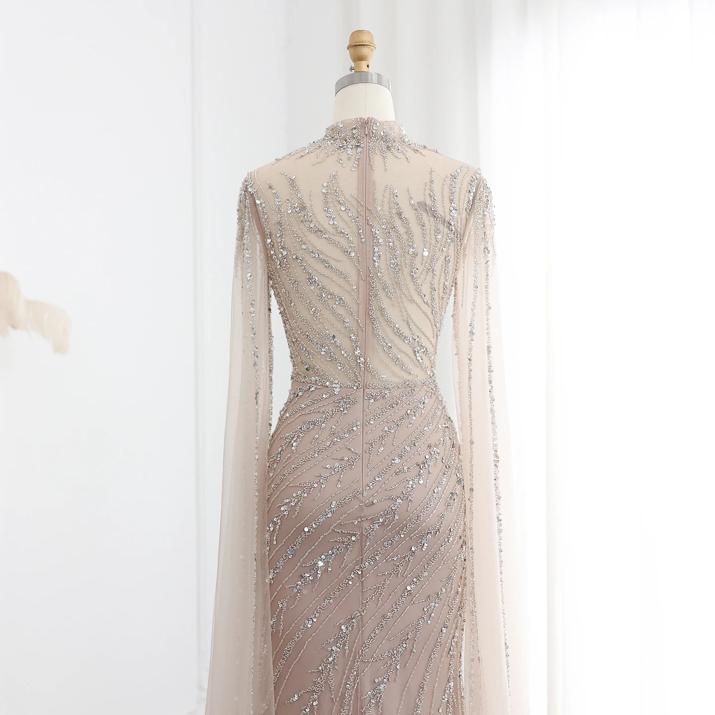 Sharon Said Luxuriöse Schwarze Nude Meerjungfrauen-Abendkleider mit Cape-Ärmeln, Hochgeschlossenem Kragen, Dubai Hochzeits-Party-Formelle Kleider SS162 Maßanfertigung – Detail 10