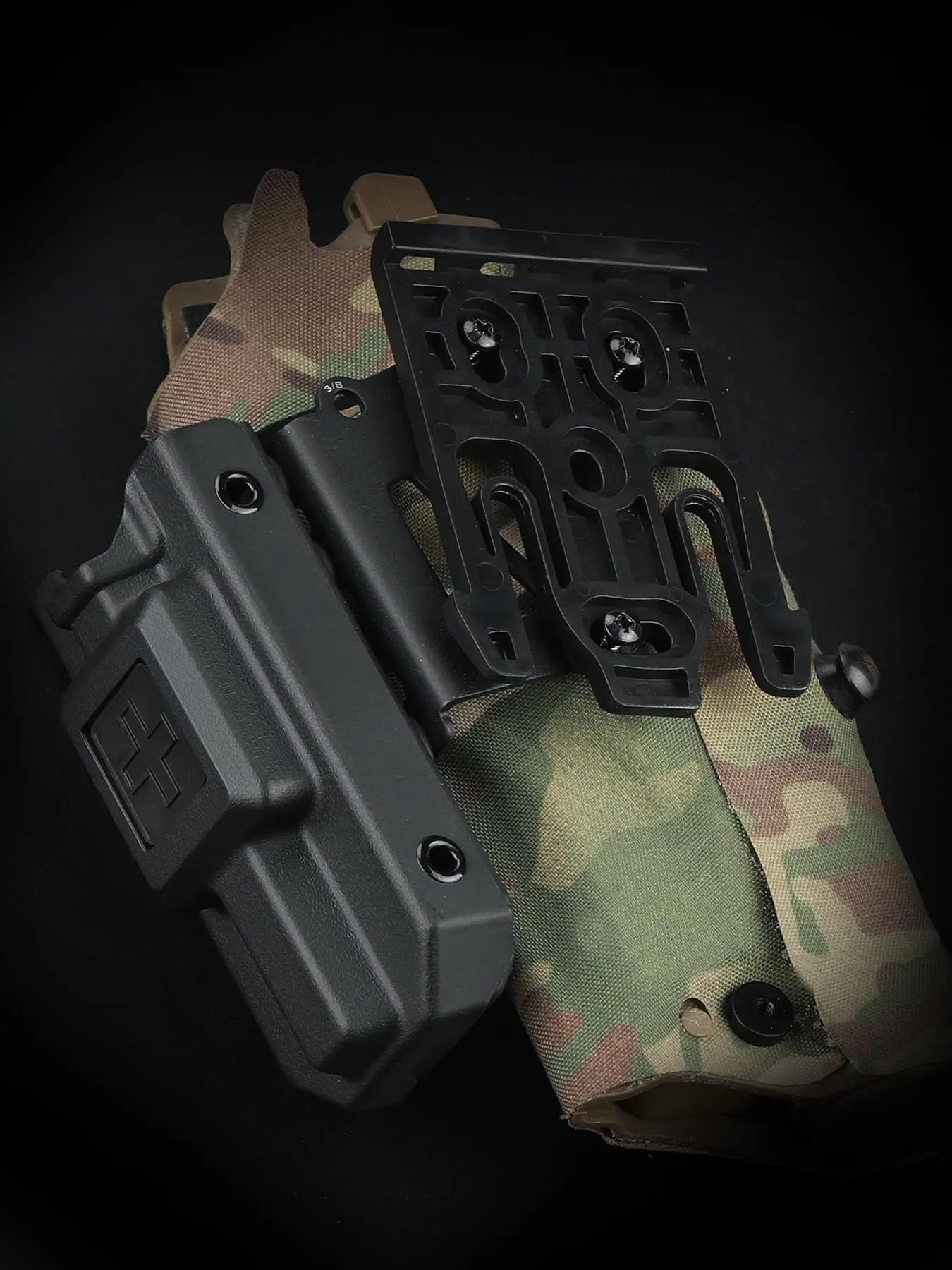 Tourniquet Holder with Tactical Holster Adapter Mount,Tourniquet Pouch Kit Police Gear Accessories Outdoor Emergency Supplies - view 5