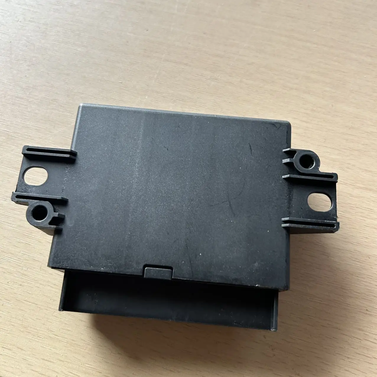 Shipping from Japan Electronic module for Nissan 28538-5SY0B Electronic module