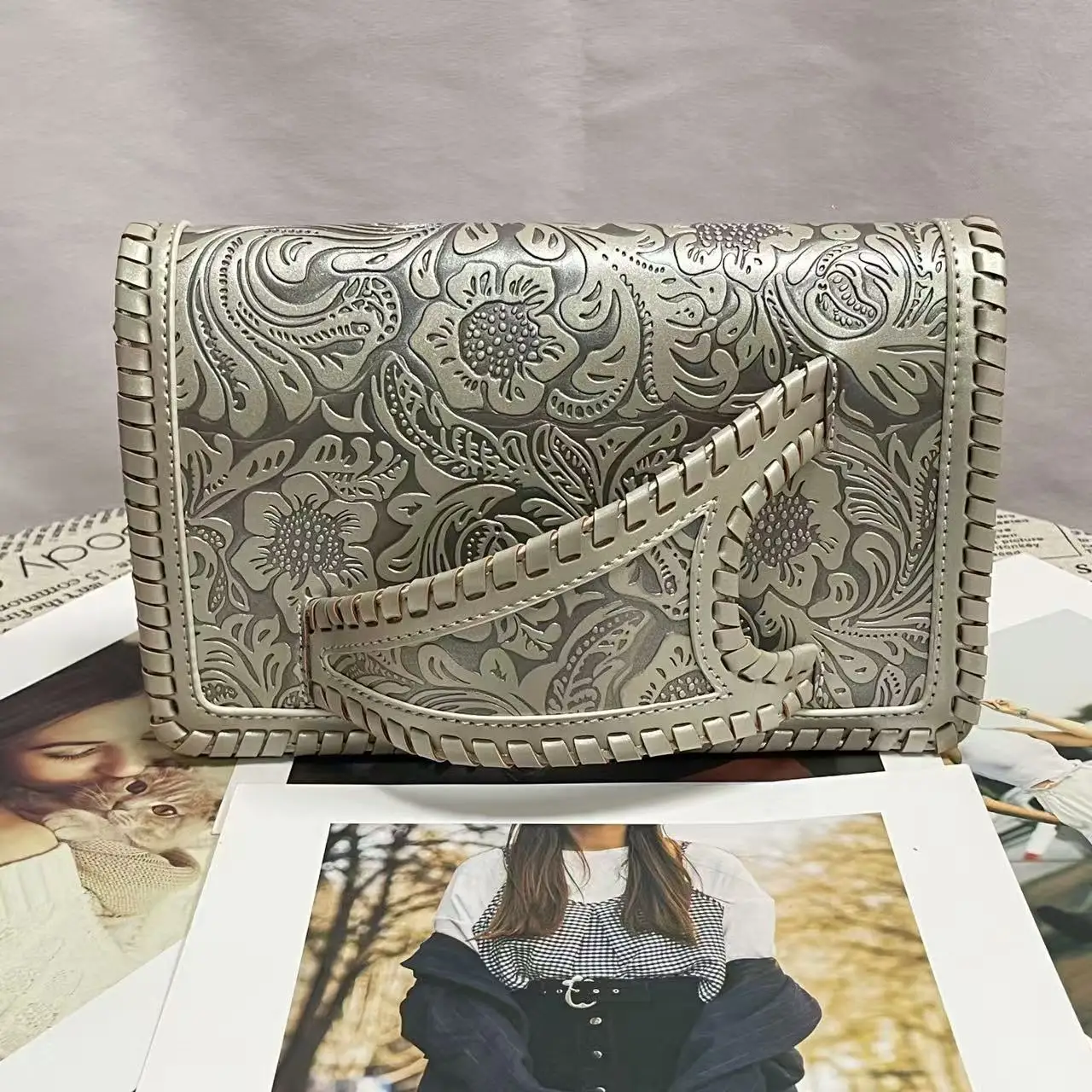 New Retro Pattern Printing Handbags Woman Soft Designer PU Leather Bags Luxury Small Handbags Silver Print Commuter Handbag