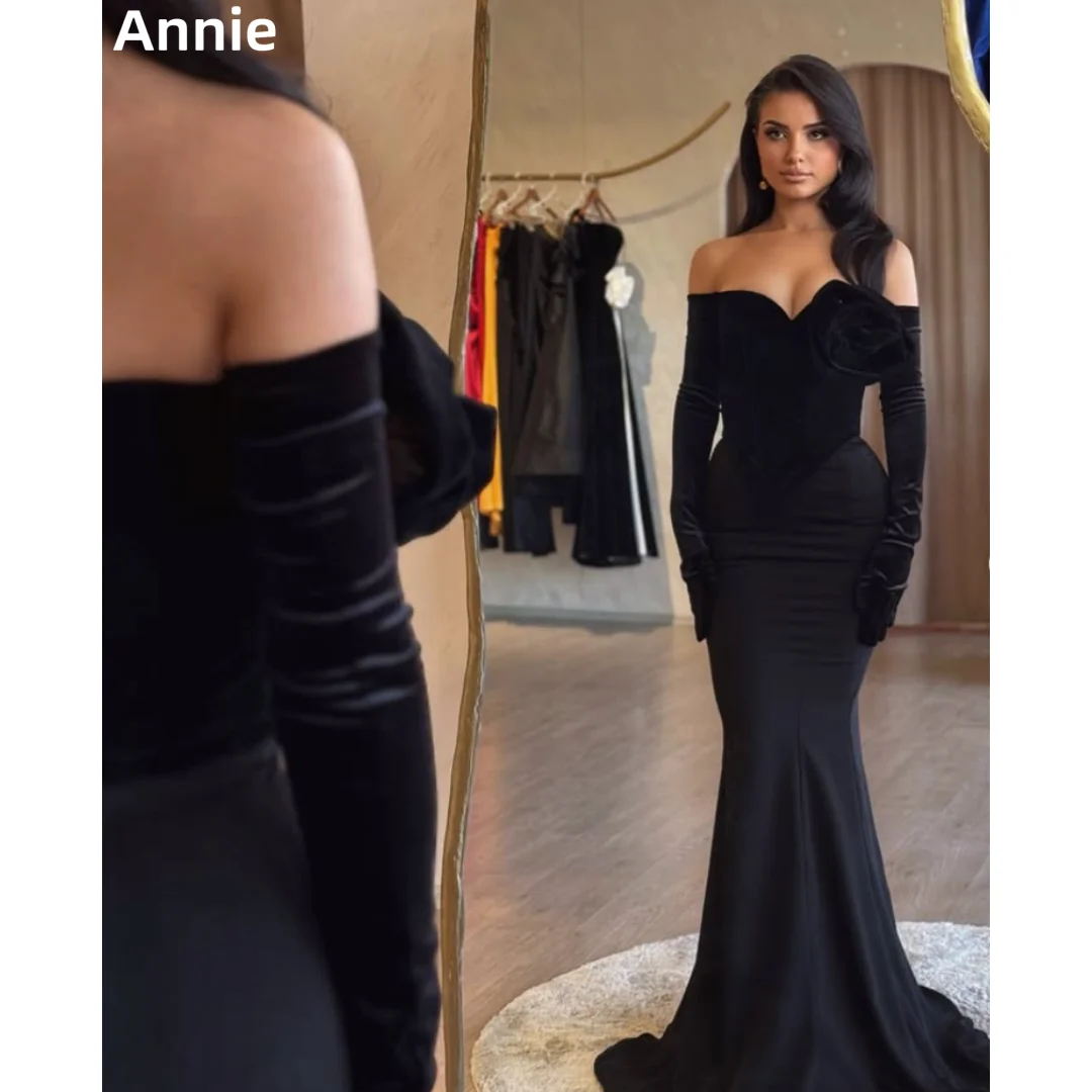 

Annie Velvet Handmade Flowers Prom Dresses Black Slim Fit Evening Dresses Off-shoulder Elegant Lady Party Dresses فساتين سهرة
