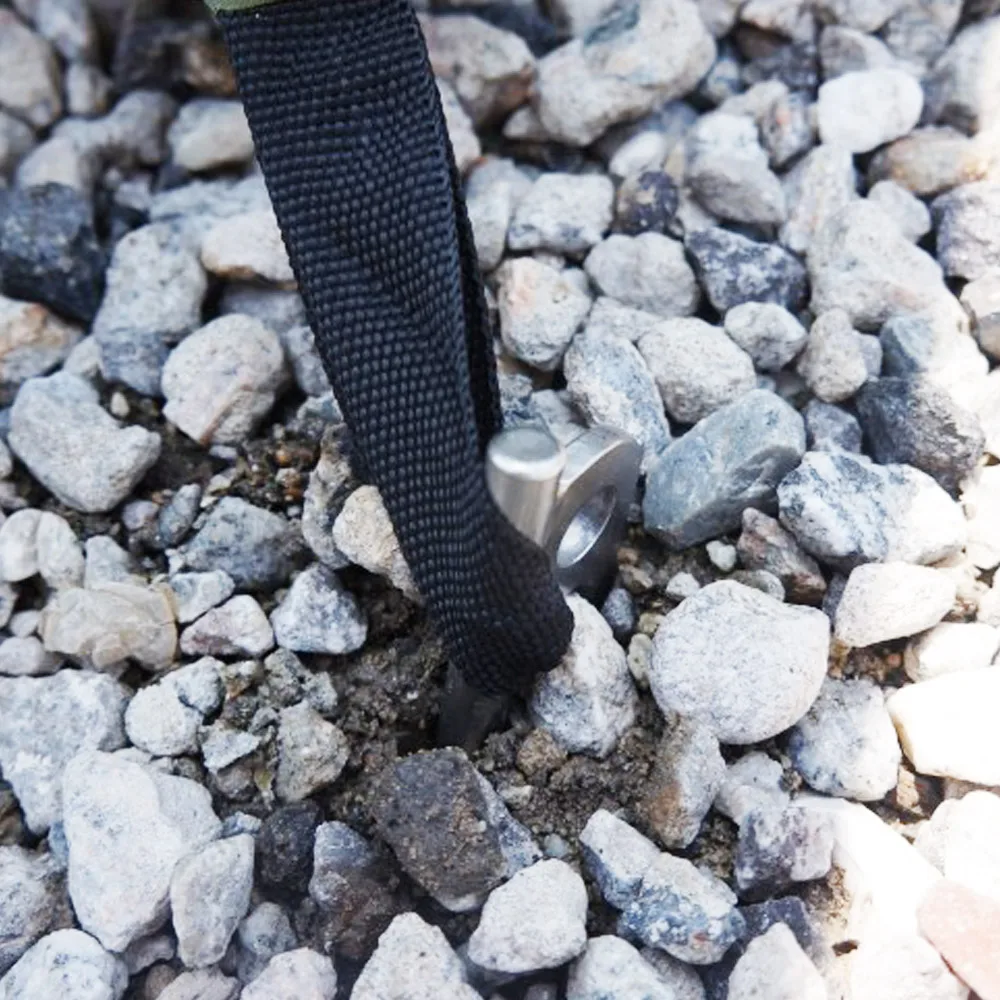 مجموعة حزمة قماش القنب لخيمة التخييم بما في ذلك صندوق تخزين، أوتاد من الفولاذ المقاوم للصدأ 12 سم 20 سم 30 سم حزمة مزورة.