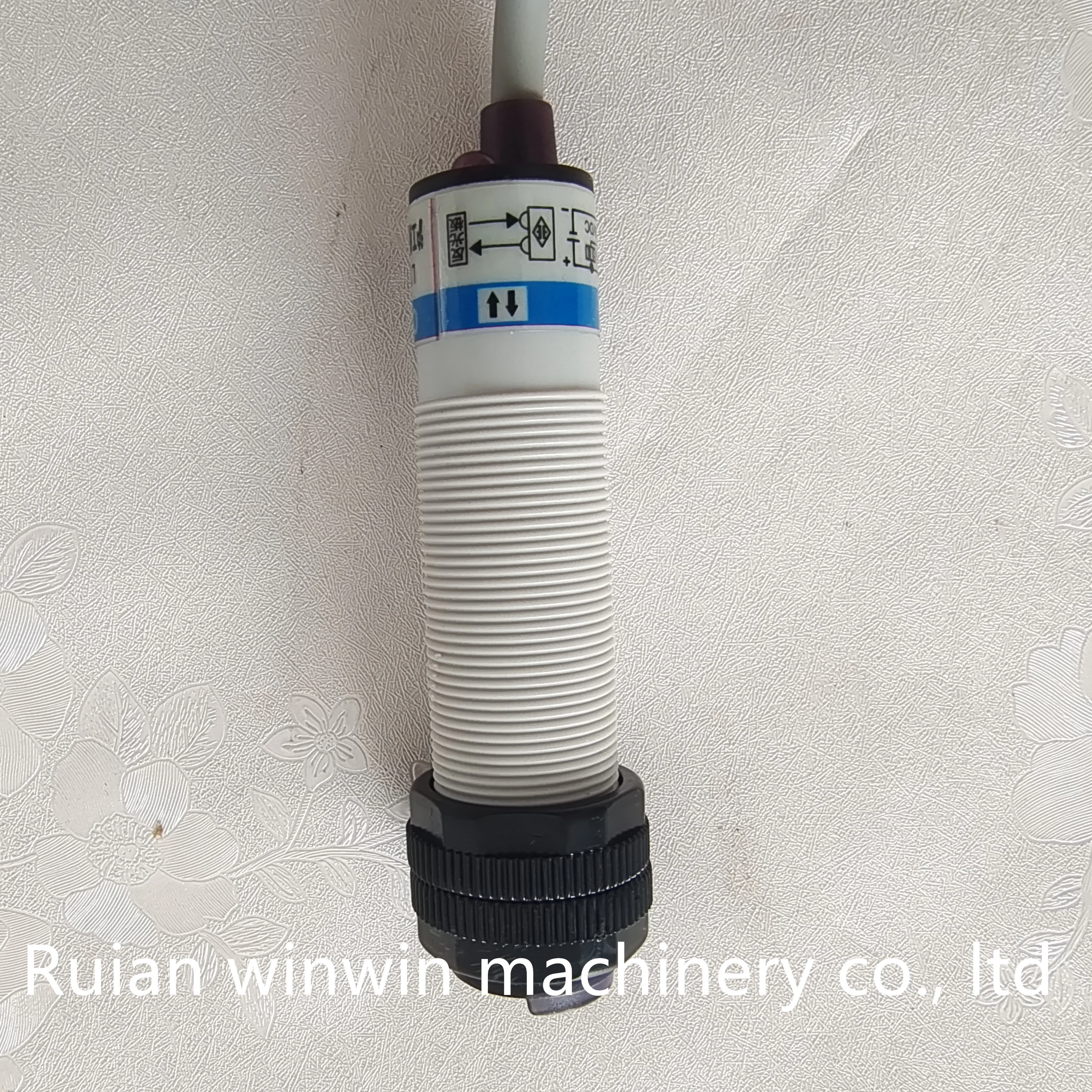 LYE-FLGD2C lye-flgd2c مستشعر الخلايا الكهروضوئية الإلكترونية لتتبع الألوان لآلة صنع الأكياس