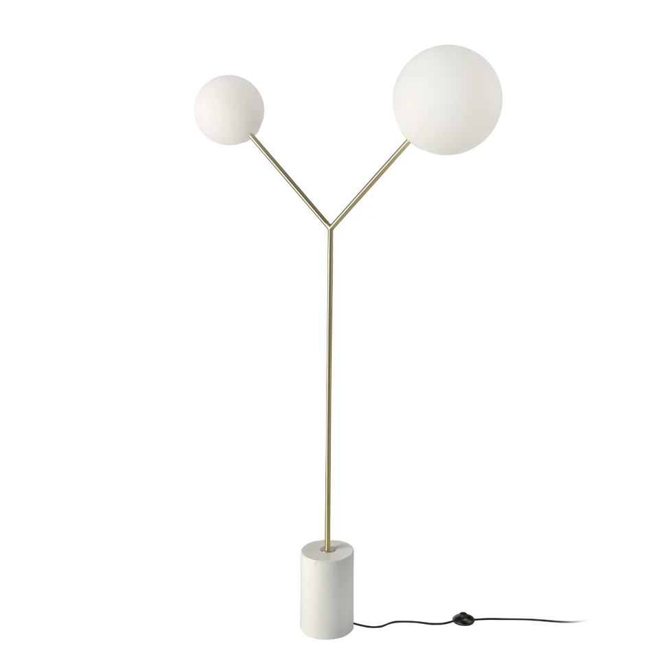 Standing lamp 8048 Angel Cerdá-floor lamp with similar calacatta porcelain marble base, body in Golden Steel. Two white tinted crystal bulbs