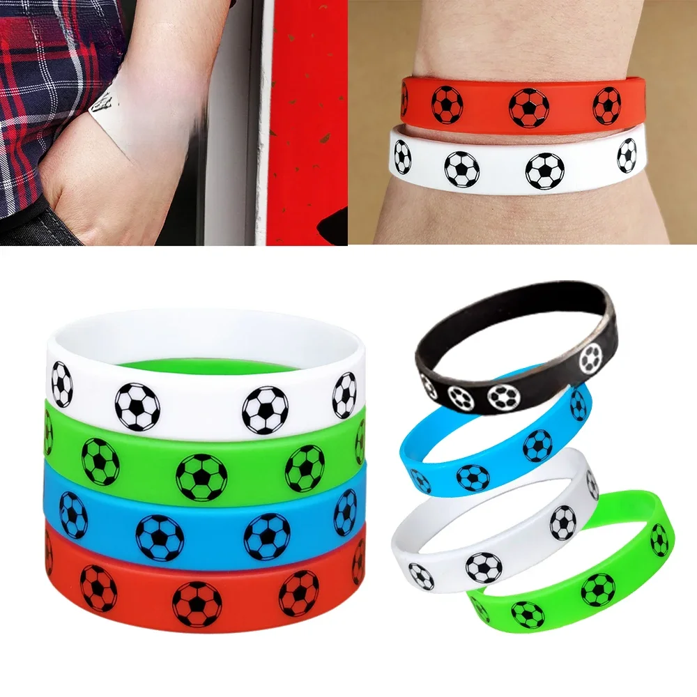Bracelets de football en silicone, bracelets en caoutchouc sur le thème du football, cadeaux d'école d'anniversaire sur le thème du football, cadeaux de fête