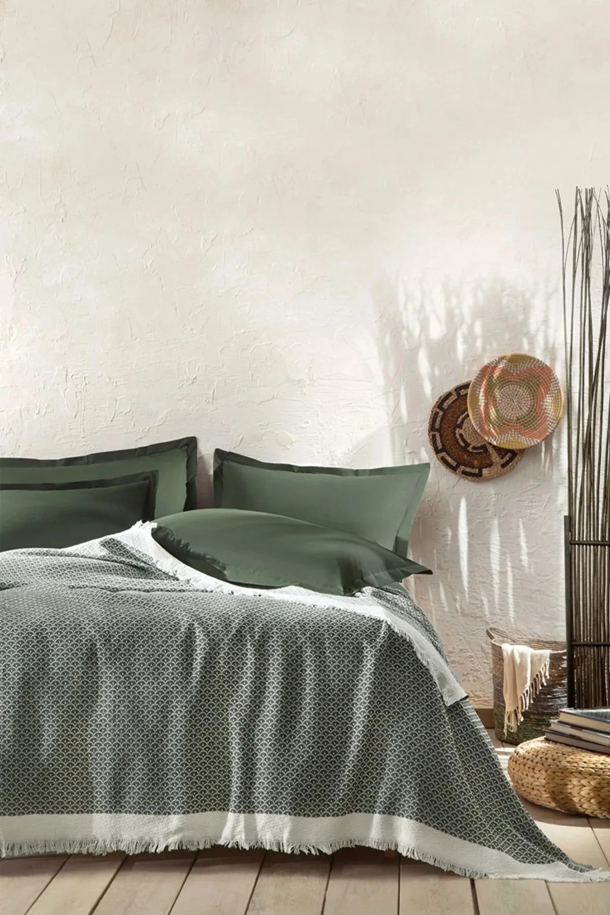 

Faiend Home Maris Single Pique - Khaki , Enjoy Luxurious Comfort. Made of 100% Cotton Yarn.