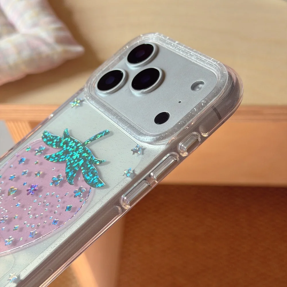 Cute fashion transparent strawberry phone case for iPhone 17 16 ProMax14 15pro fundas cute shockproof protective case with chain