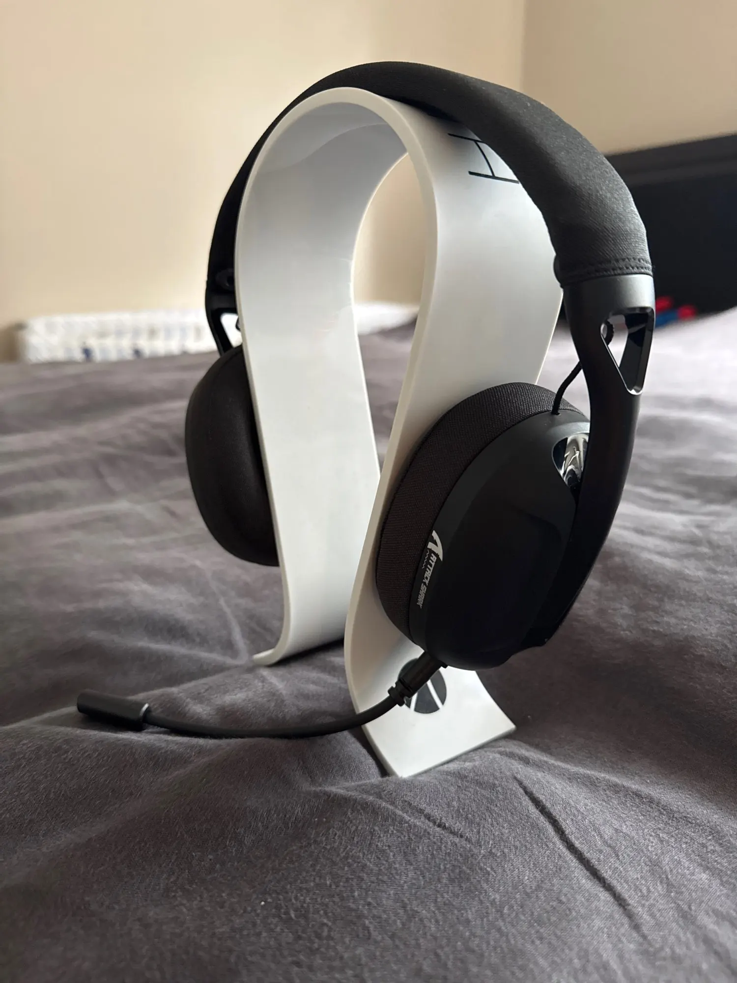 ATTACK SHARK L80 Ultra-Light Tri-Mode Gaming Headset Lightweight Wireless Gaming Headset for PC/PS4/PS5/Switch/Xbox photo review