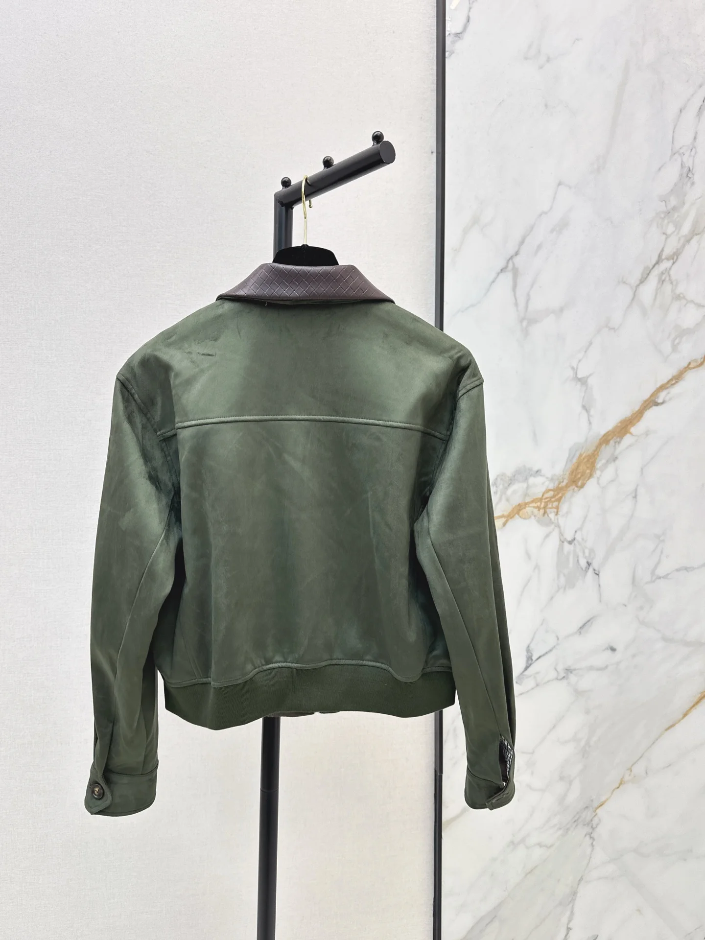 

The latest autumn and winter woven collar splicing artificial environmentally friendly wool woven collar detachable jacket j