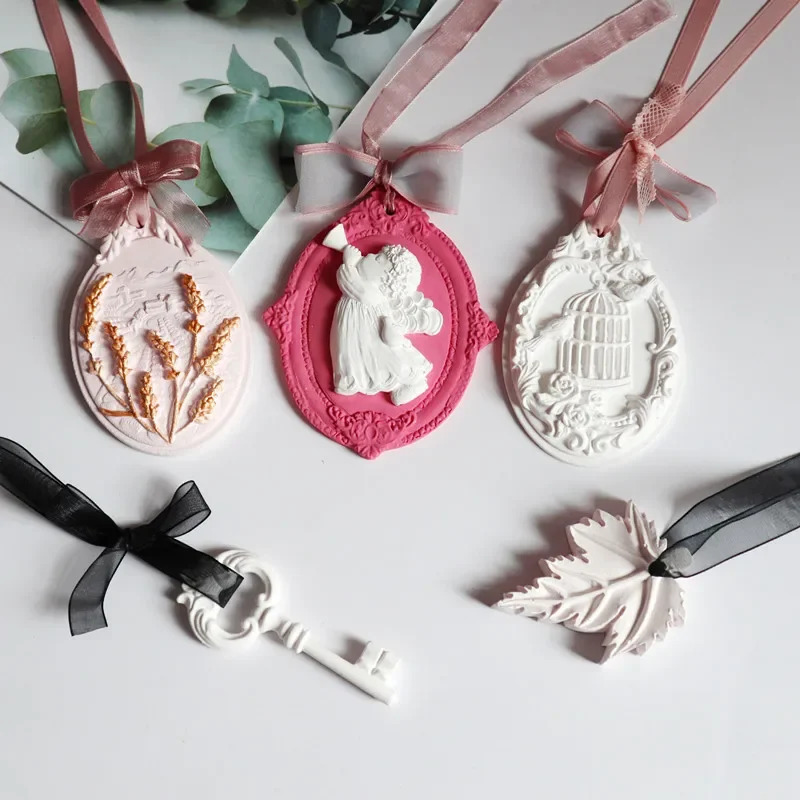 Gipsowy wisiorek samochodowy gipsowe formy silikonowe kremówka ciasto formy do pieczenia aromaterapia wosk Tablet formy DIY glina gipsowa ozdoba formy — zdjęcie 2