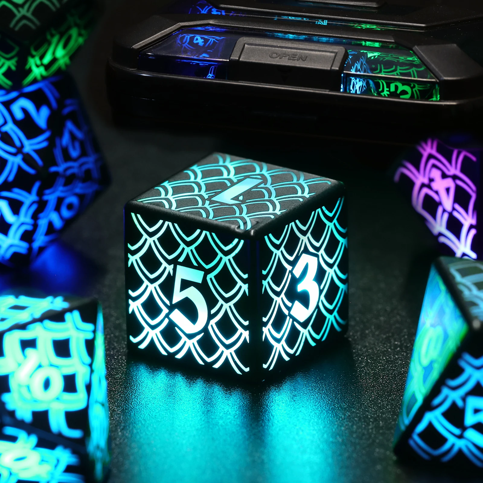 

Light up Dice ,7PCS/Set Dragon Scales Polyhedral Dice Set For RPG Role Playing Tabletop Games D&D