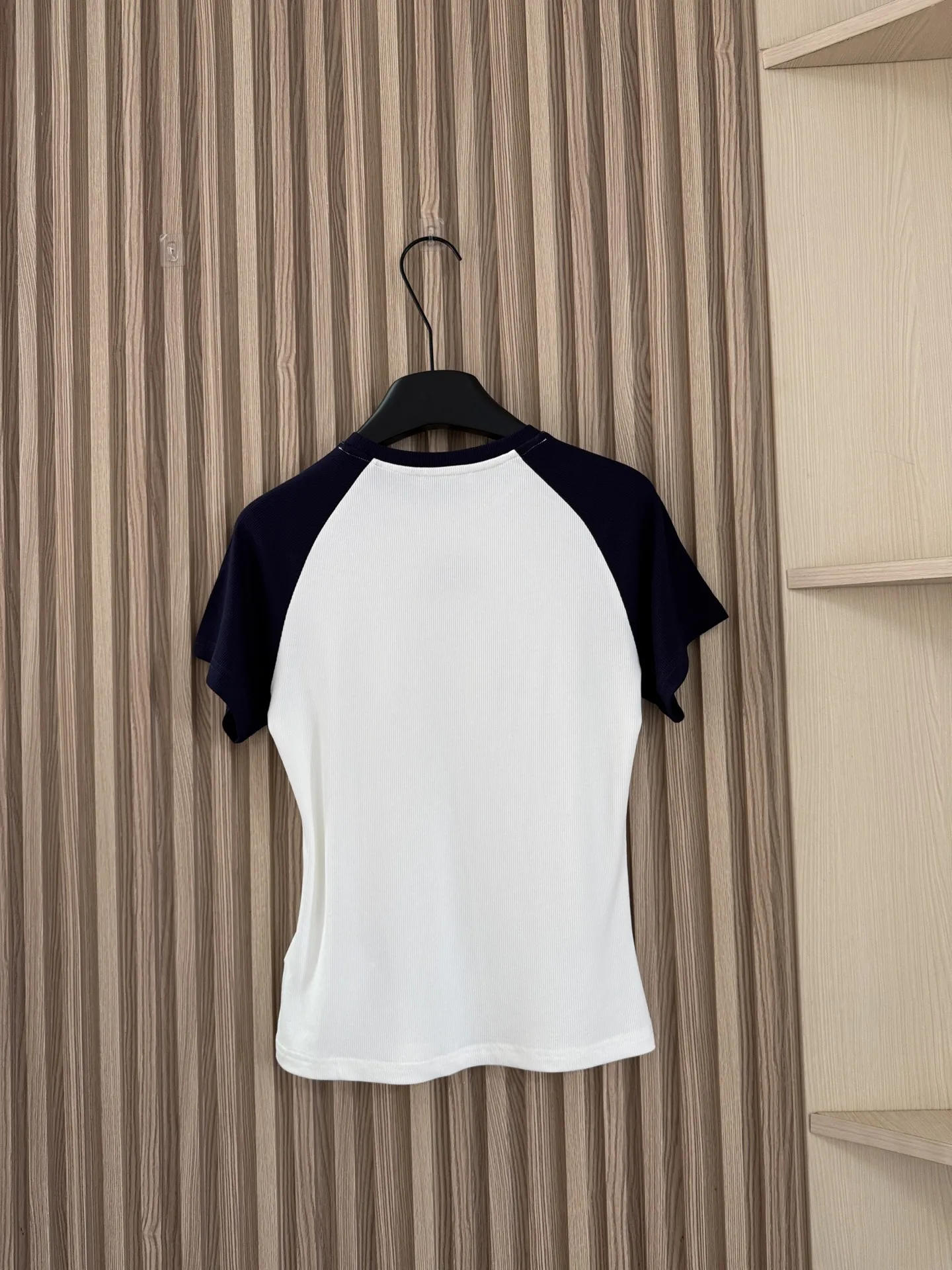 

26 Early Spring New Women's Versatile New Product Set Head Round Neck Short Sleeve Color Contrasting T-shirt Short Knitted Top