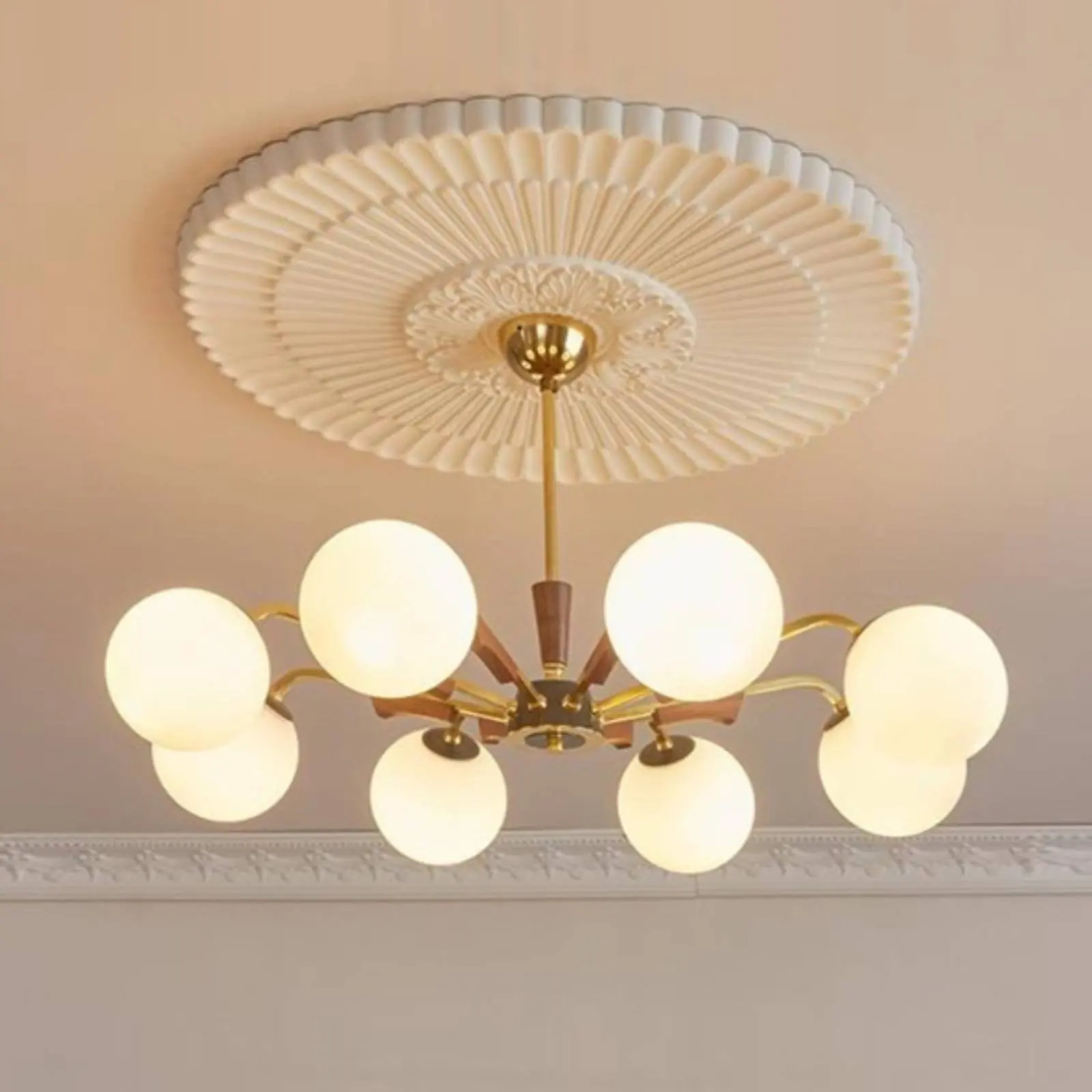 French Style PU Ceiling Medallion Round Paintable Decorative Ceiling Rosette for Lamp Installation Indoor Home Ceiling Decors
