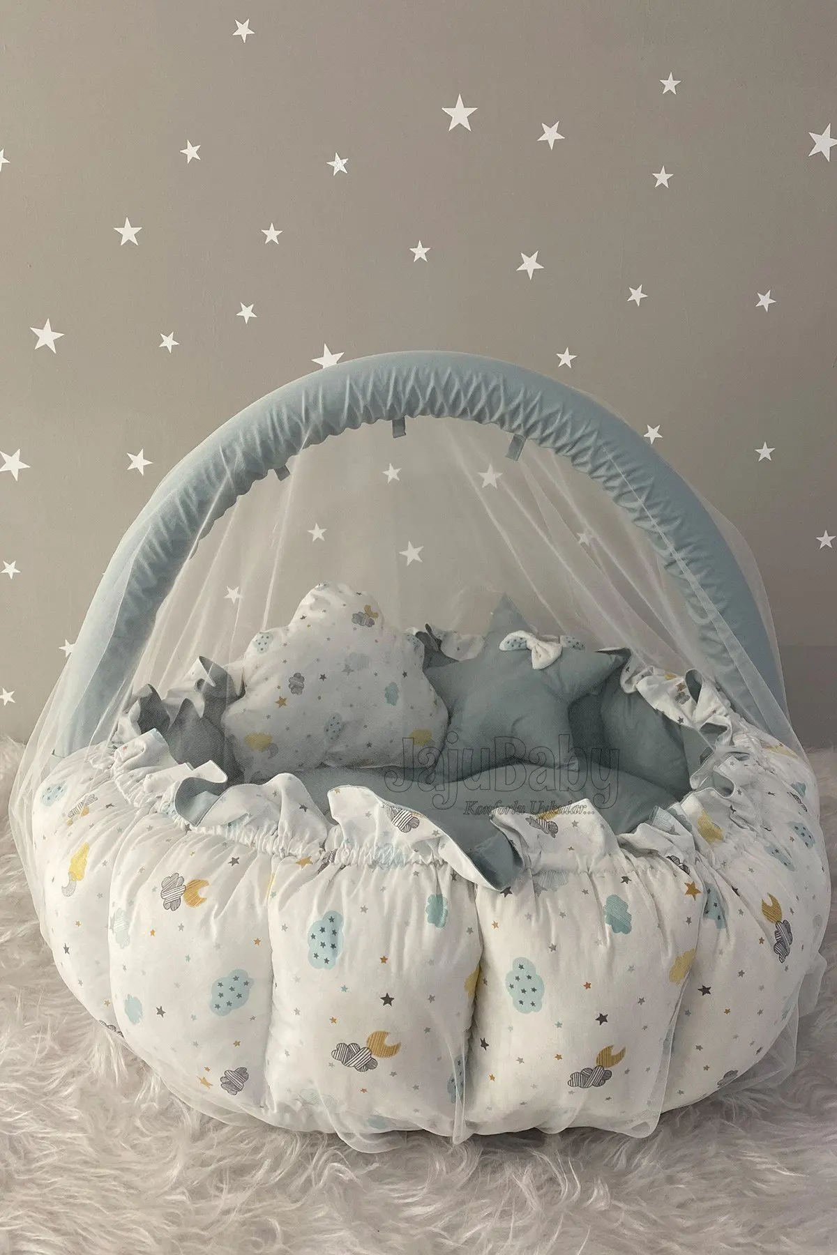 

Handmade Cute Clouds Retractable - Collapsible Play Mat with Mosquito Net Apparatus Babynest