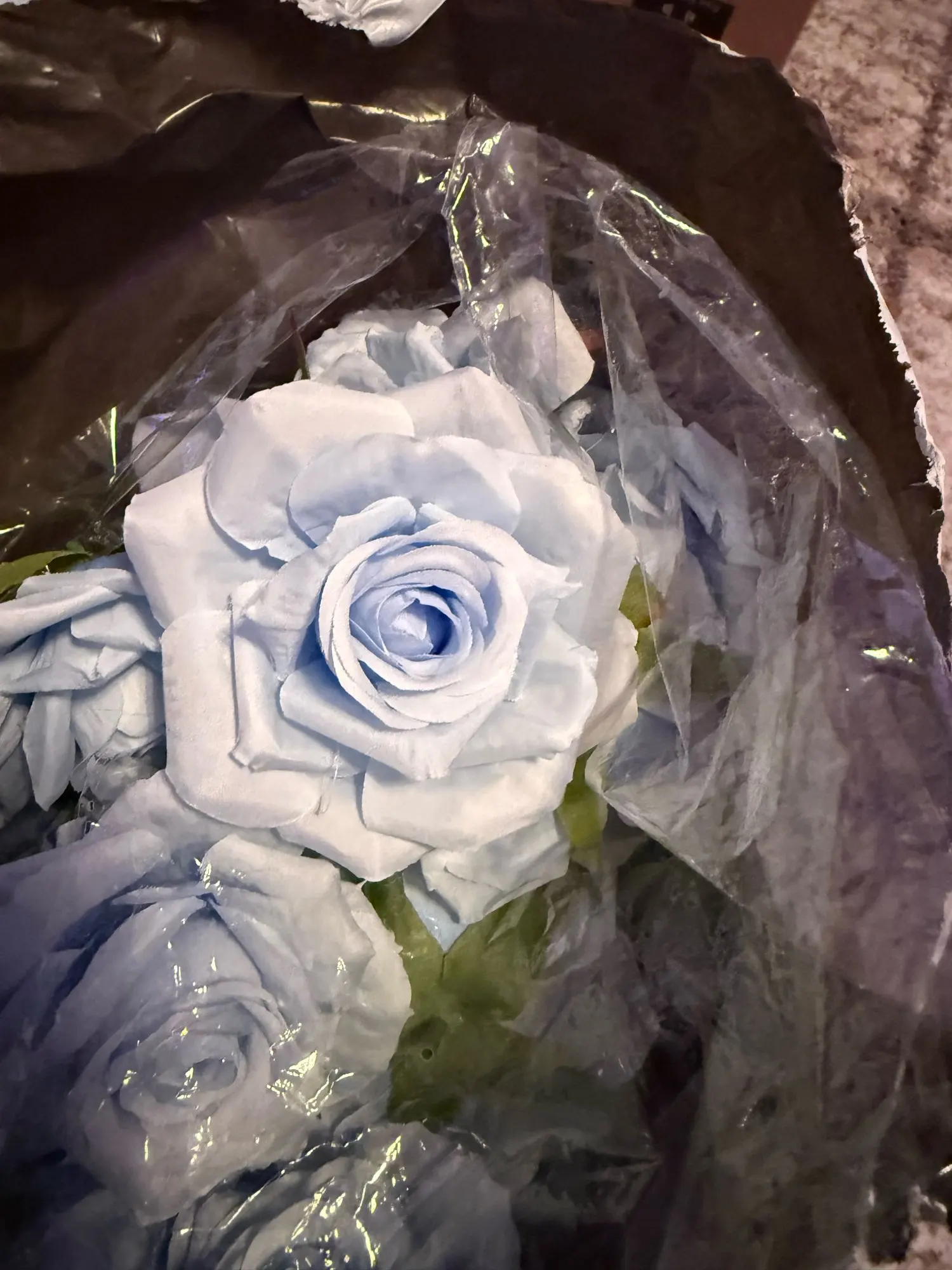 100PC 10CM Wholesale Artificial Flowers for Scrapbook Christmas Home Decor Wedding Garden Rose Arch Fake Silk Head Candy Box photo review