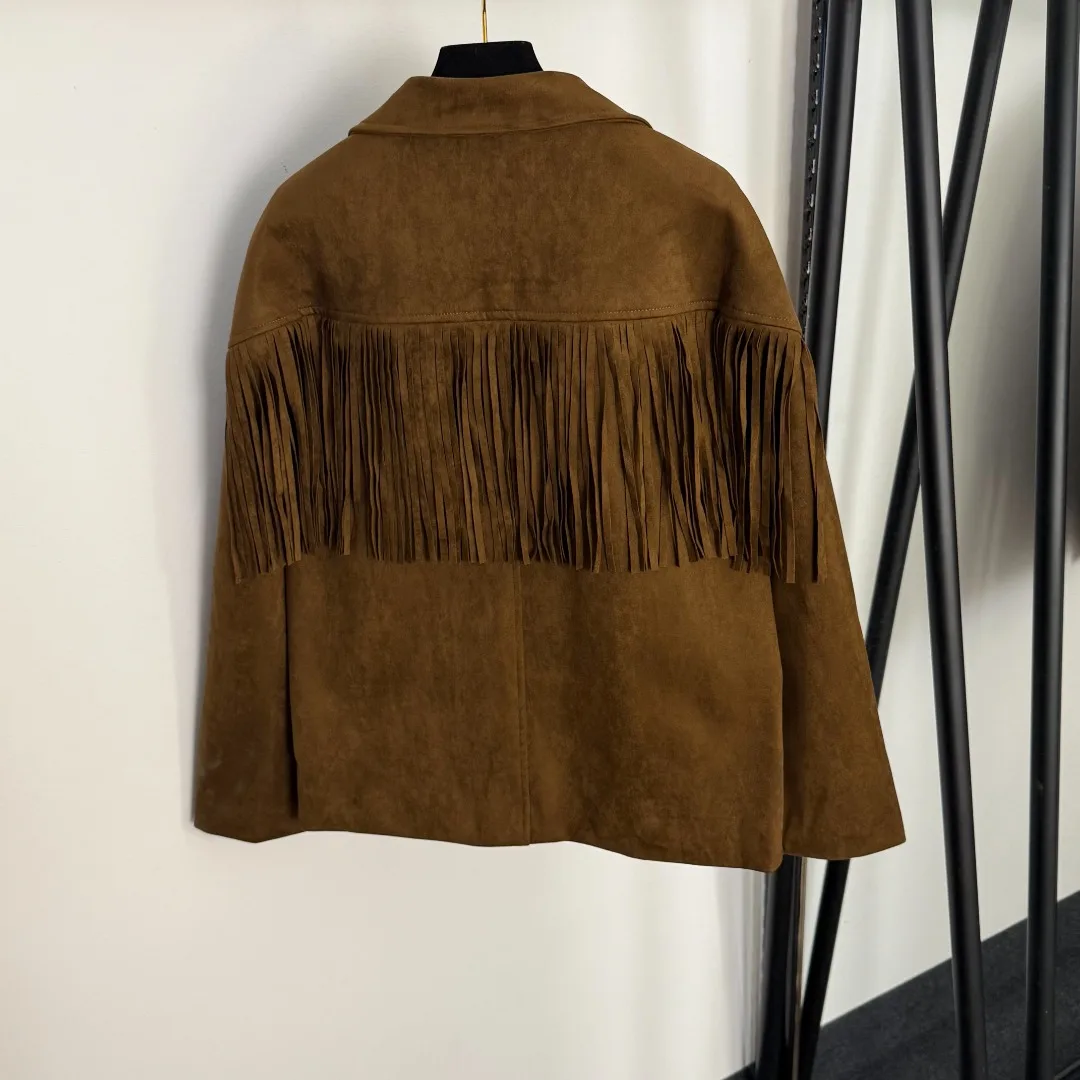

Winter 2025 New Women's Fashion Tassel Stitching Suit Collar Long-sleeved Buckskin Velvet Coat