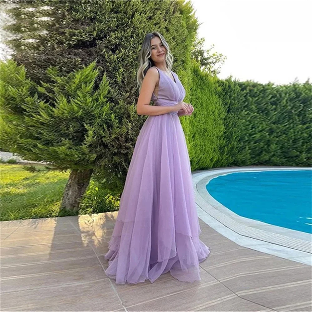 

A-Line Prom Dresses V-Neck Lace Sleeveless Evening Gowns SpaghtiStraps Backless Party Dress Zipper Robe De Soirée customized