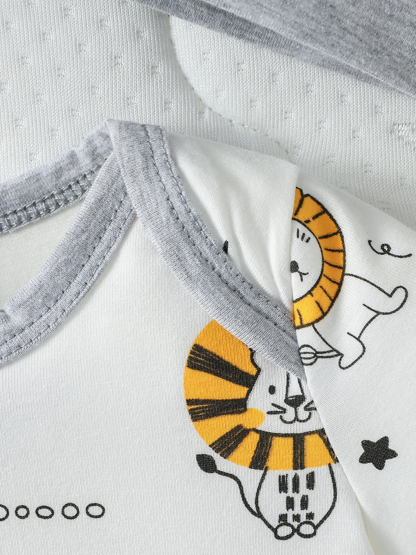 5pcs Newborn 2024 Baby boy summer Short Sleeve leisure and simplicity cartoon lion print Pantsuit set