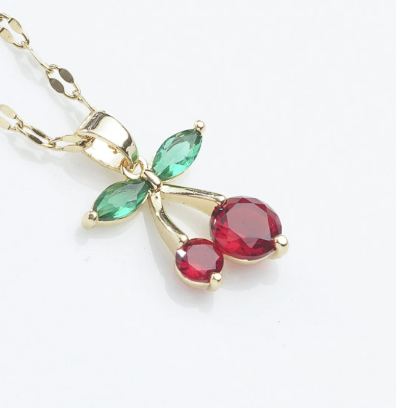 Fashion cute red cherry necklace Beautiful new red sweet fruit with green leaf charm pendant for family and friends birthday gif