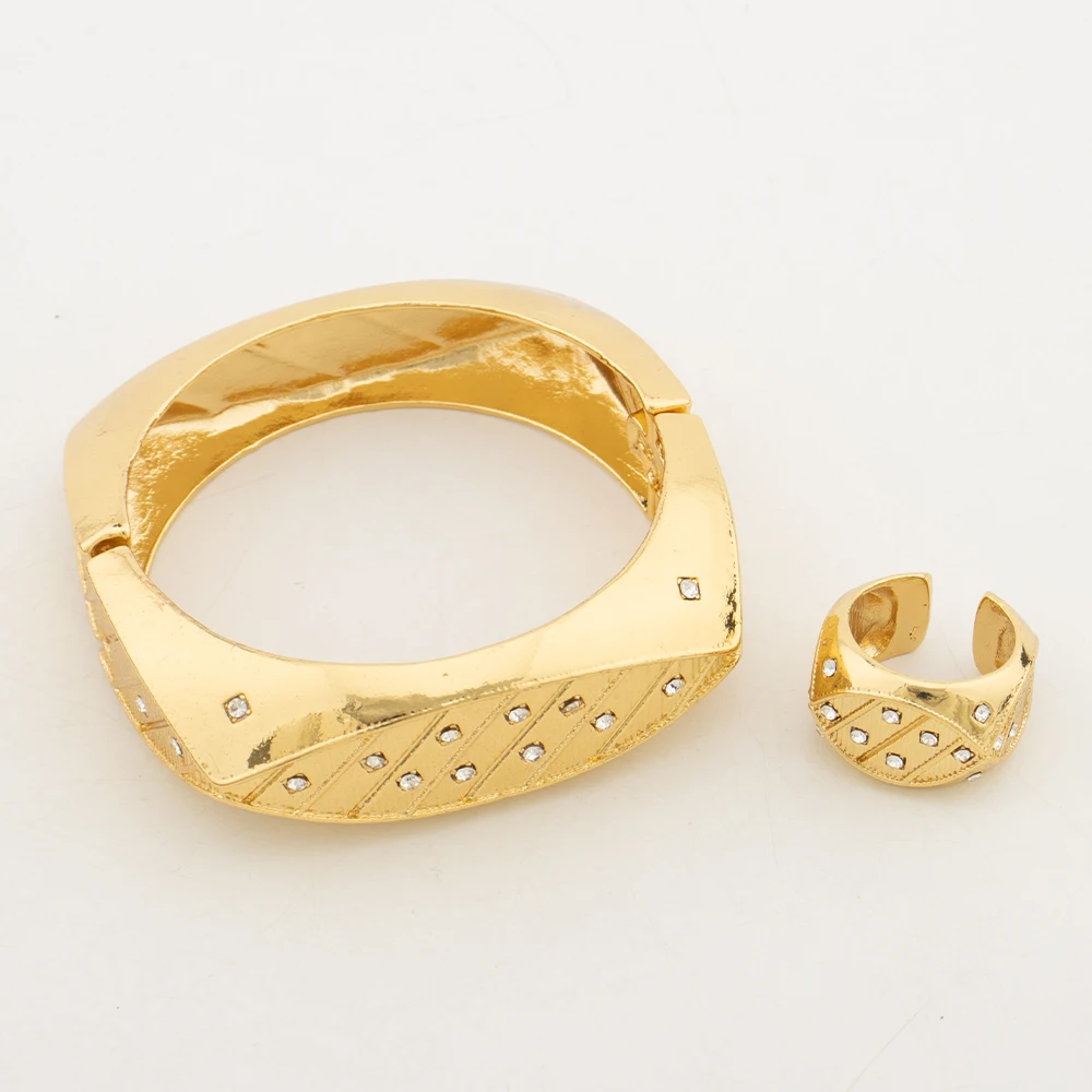 Cuff Bracelet Women Italy Fashion Bangle with Ring Gold Color African Dubai Luxury Wedding Jewelry Set