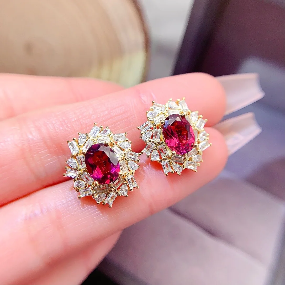 

KJJEAXCMY Jewelry 925 Sterling Silver Inset Natural Magnesium Aluminum Garnet 6x8mm Girls 18K Luxury Earrings to Send Girlfrieng