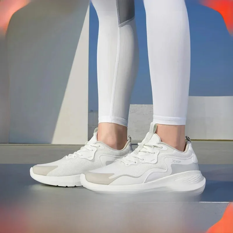 Damskie buty do biegania Xtep Xingyun 2020 jesienne amortyzatory damskie buty sportowe lekkie obuwie na co dzień 878118110031 — zdjęcie 2