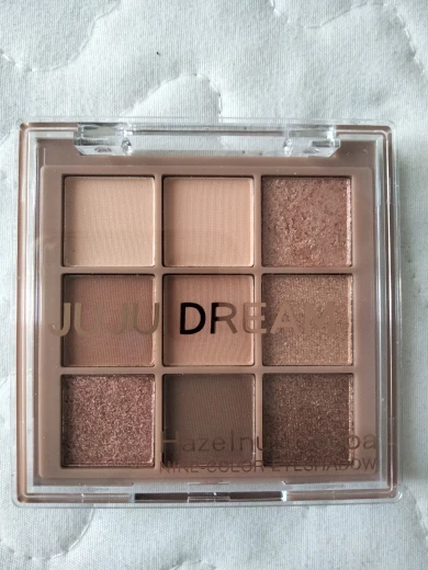 Luxurious 9-18 color eyeshadow palette - Velvet matte and shimmer effect, durable waterproof, berry, brown and nude tones photo review