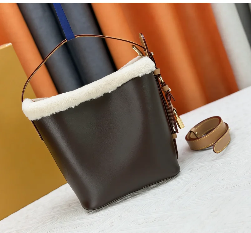 

25 New Bucket Bag Women's Handbag Fashion Trend Bag