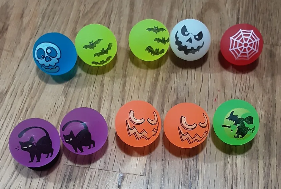 100/10Pcs Halloween Glow in The Dark Bouncing Balls Toy Kids Trick or Treat Gift Goodie Bag Filler Halloween Party Favors Supply photo review