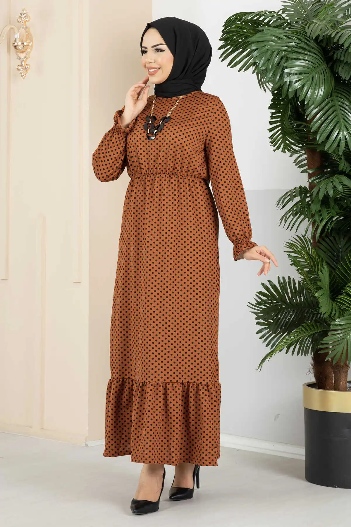 Polka Dot Patterned Hijab Dress Vintage Muslim Dress Women Middle East Abaya Hijab Luxury Long Sleeve Green Turkey Dresses For