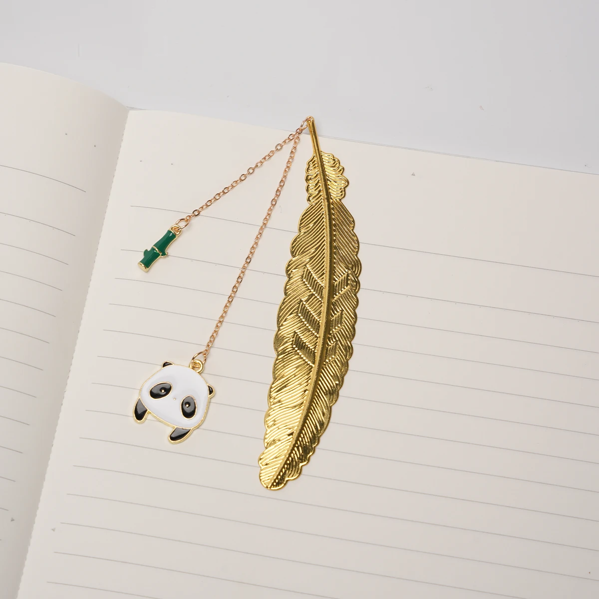 1pc Golden Feather Panda Double Book Pendant Bookmark Cartoon Student Reading Stationery Personalized Graduation Ceremony Gifts