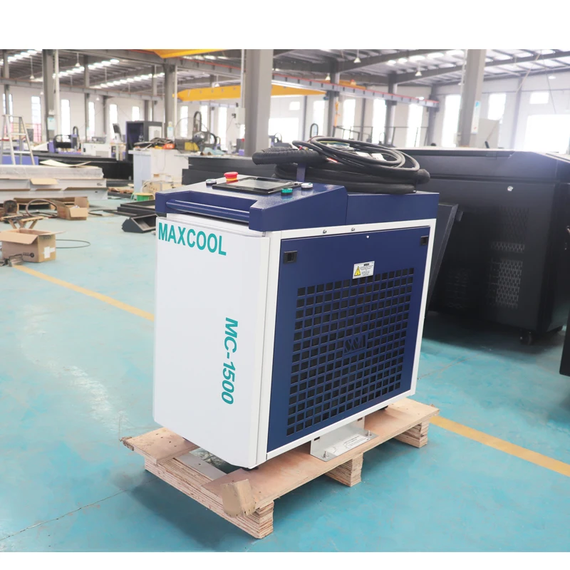 

Max Raycus 2kw 3kw Metal Surface Rust Removal Handheld Continuous Fiber Laser Cleaning Machine